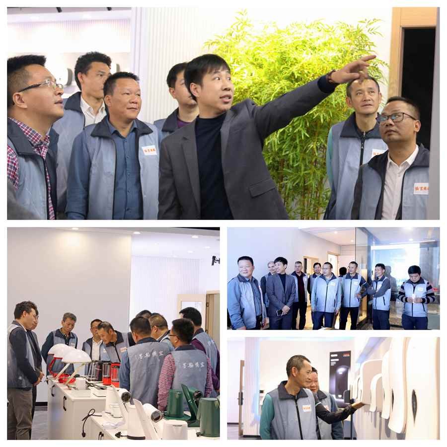 鳳崗書(shū)協(xié)成員參觀了解CDWK創(chuàng)點(diǎn)